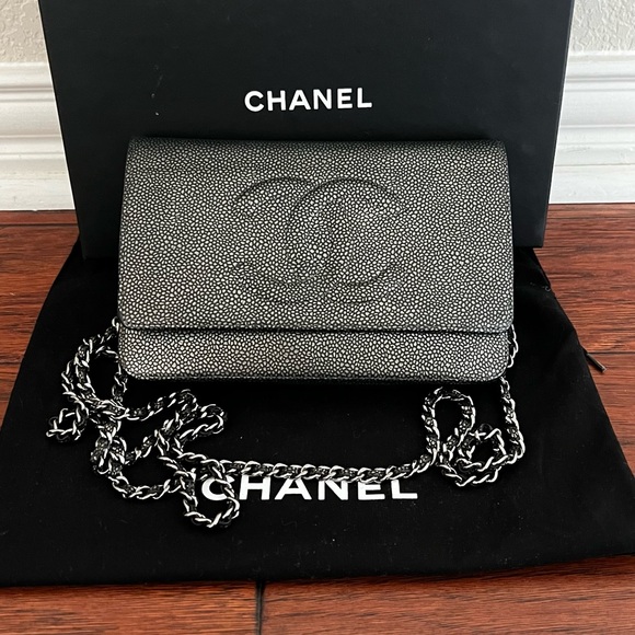 Chanel Caviar CC Timeless Metallic Bronze WOC - Picture 2 of 10